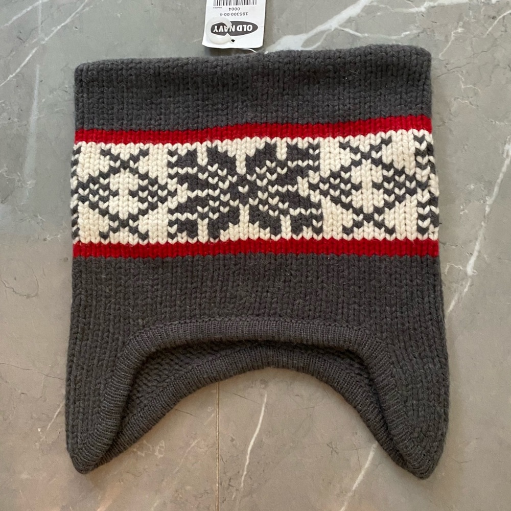 Old Navy knit hat, (nwt)